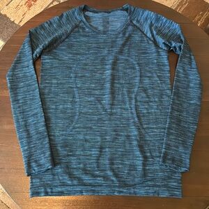 Lululemon swiftly tech long sleeved shirt